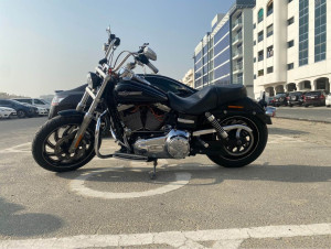 Harley Davidson Dyna Super Glide Custom 2013