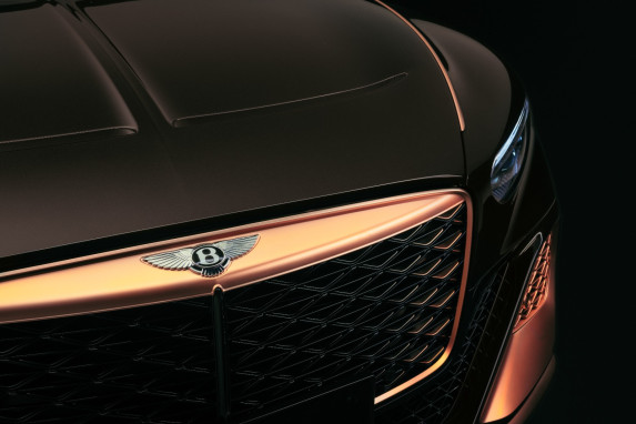 Bentley Black Rose Batur Revealed – Luxury & Innovation