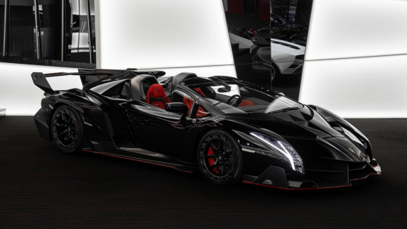 Lamborghini Veneno Roadster 1 of 9 Arrives at Al Ain Class Motors, Dubai