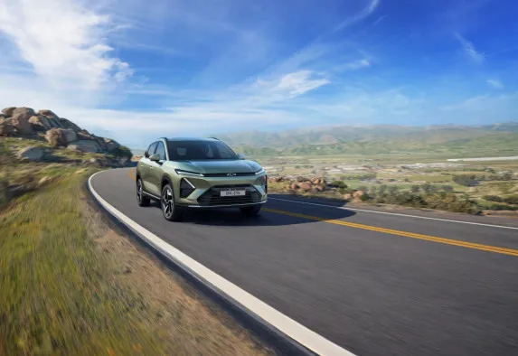 Discover the 2026 Chevrolet Captiva Plug-In Hybrid at Kuwait Auto World
