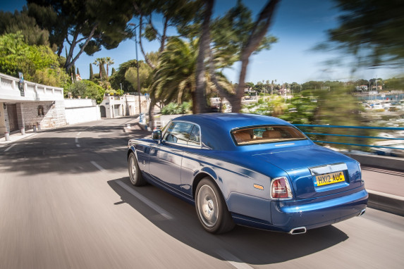 Rolls-Royce Phantom VII: A Timeless Luxury Icon i