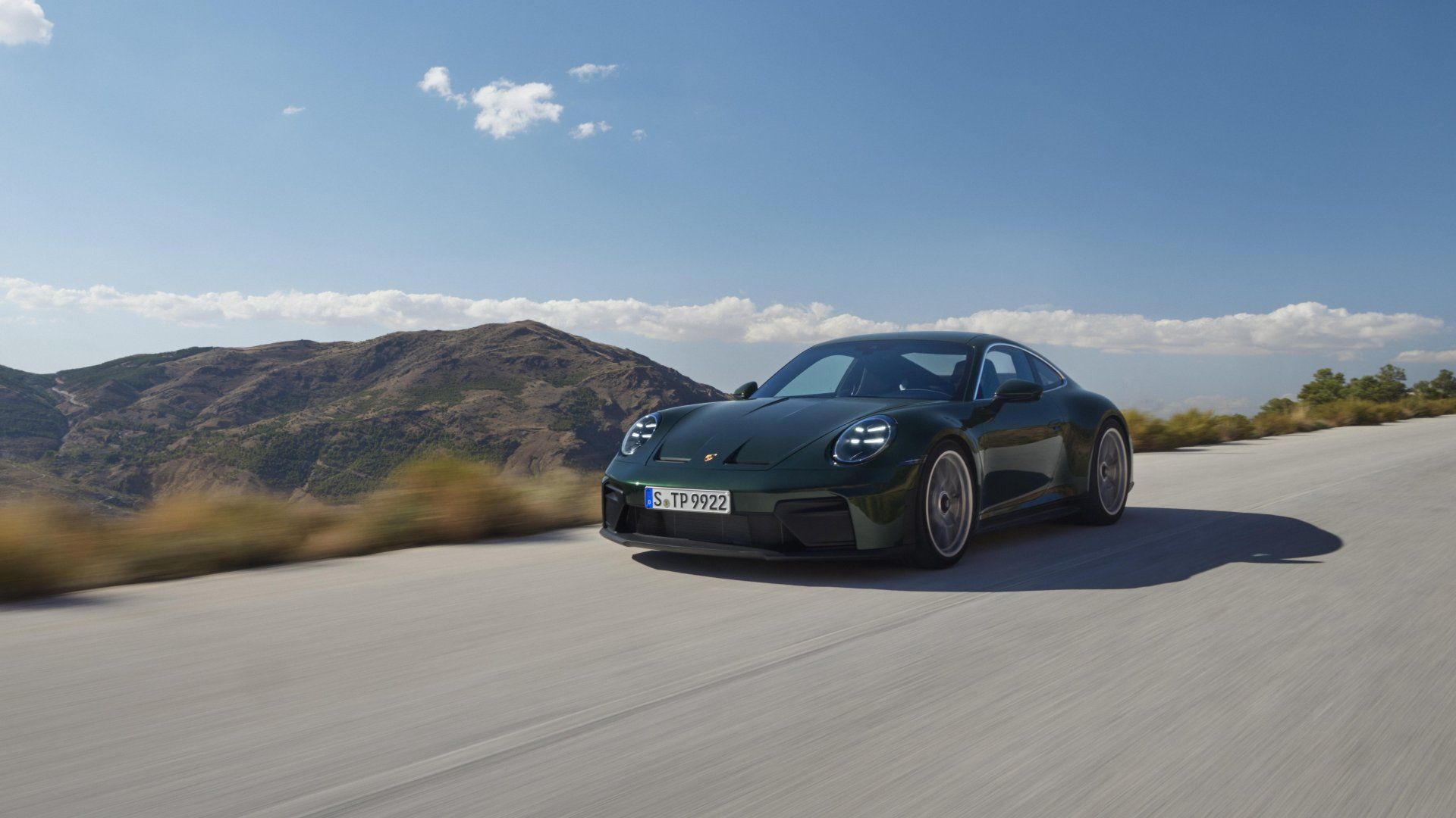 Porsche 911 GT3 and 911 GT3 Touring: Unmatched Performance