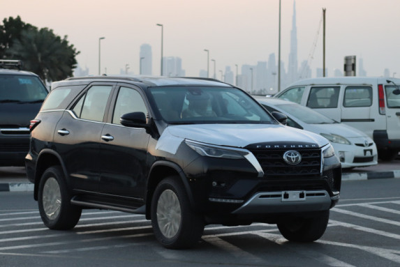 Toyota Fortuner I Power, Versatility, and Reliability for Sale in Dubai