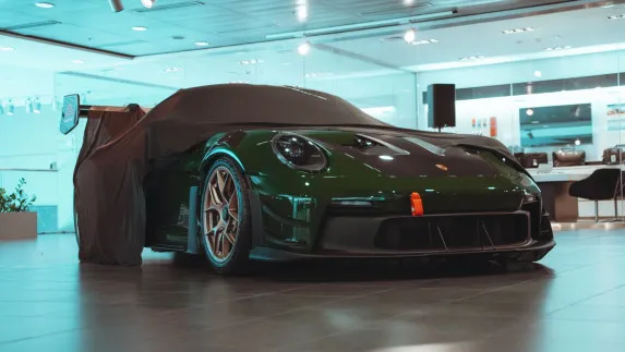 Precision Meets Performance: Porsche GT3 RS Dubai