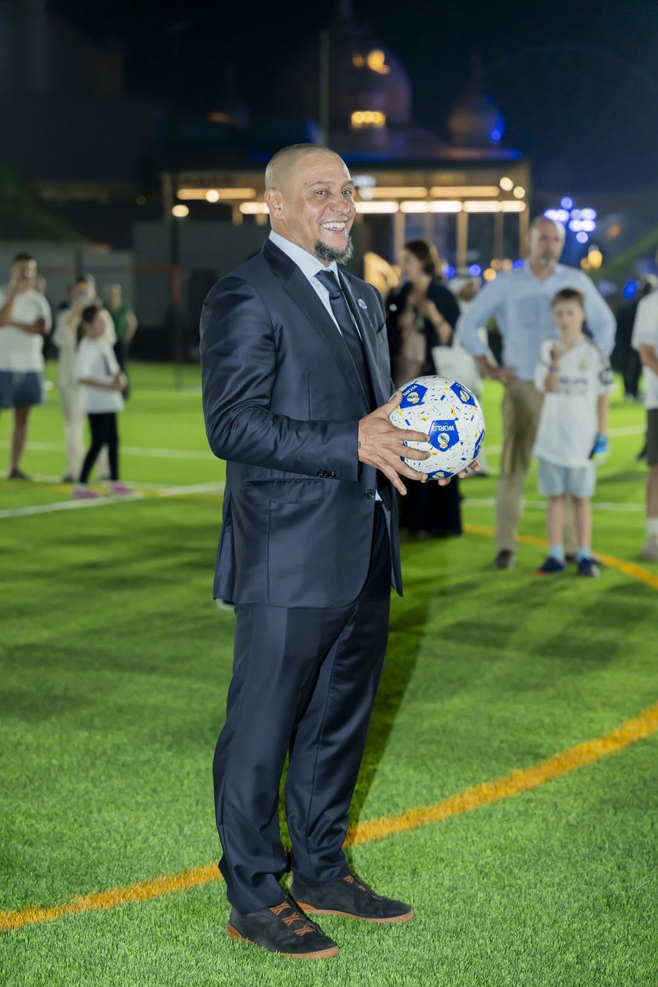 Meet Roberto Carlos at Real Madrid World Dubai