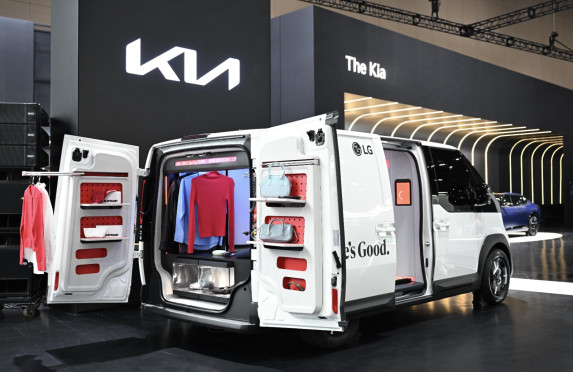 Kia and LG Reveal PBV Concepts for Work and Leisure