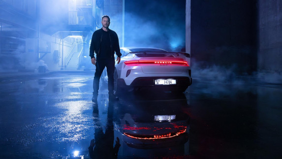 Experience the Electrifying Speed of Light with David Guetta & Porsche