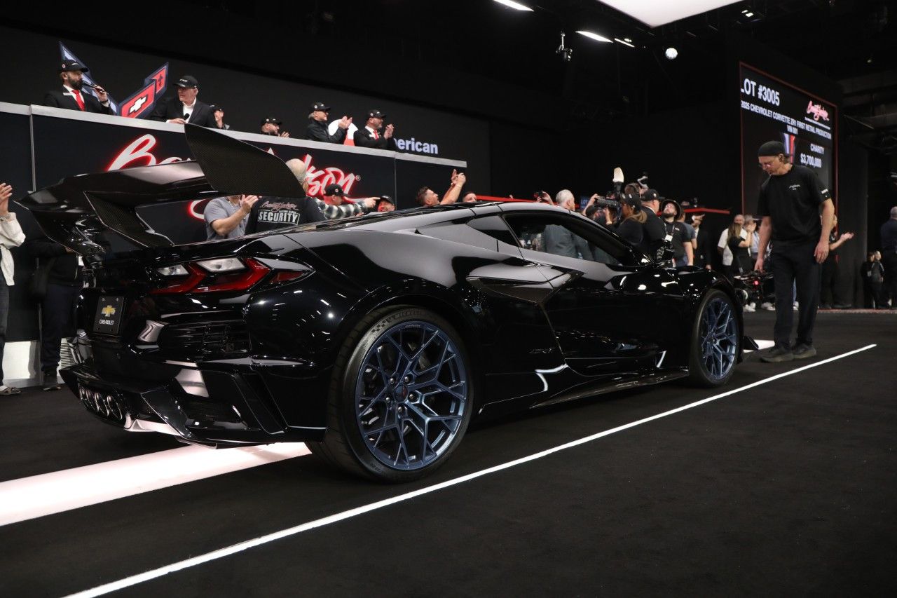 2025 Corvette ZR1 VIN 001 Sells for $3.7 Million at Barrett-Jackson Auction