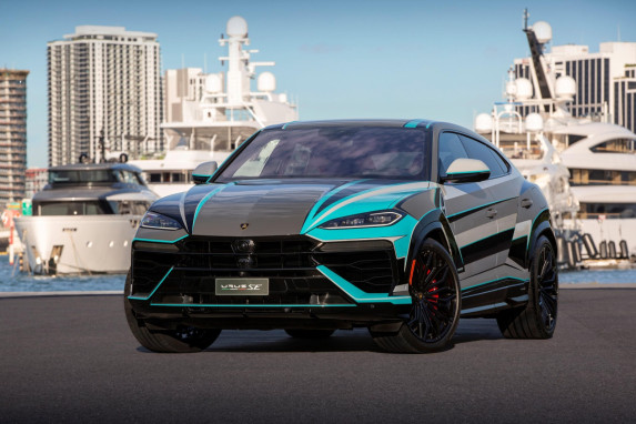 Lamborghini Unveils Miami-Inspired Urus SE at Art Basel Miami Beach 2024