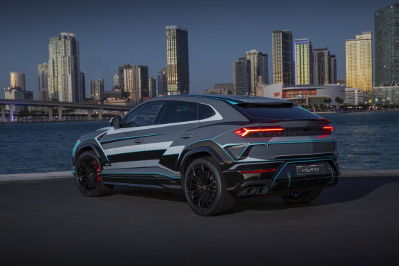 Lamborghini Unveils Miami-Inspired Urus SE at Art Basel Miami Beach 2024