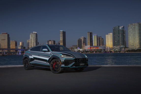 Lamborghini Unveils Miami-Inspired Urus SE at Art Basel Miami Beach 2024