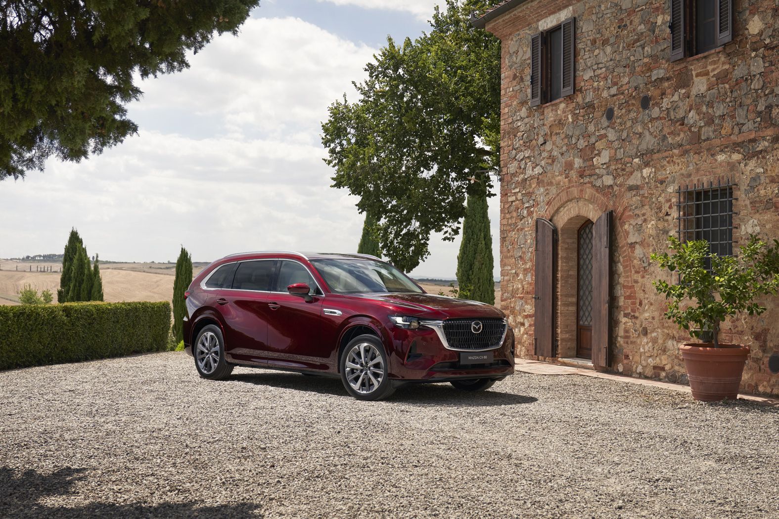 Introducing the First-Ever Mazda CX-80 Crossover SUV | Auto Trader UAE