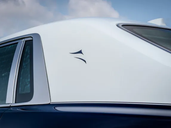 Rolls-Royce Honors China with Dunhuang-Inspired Collection