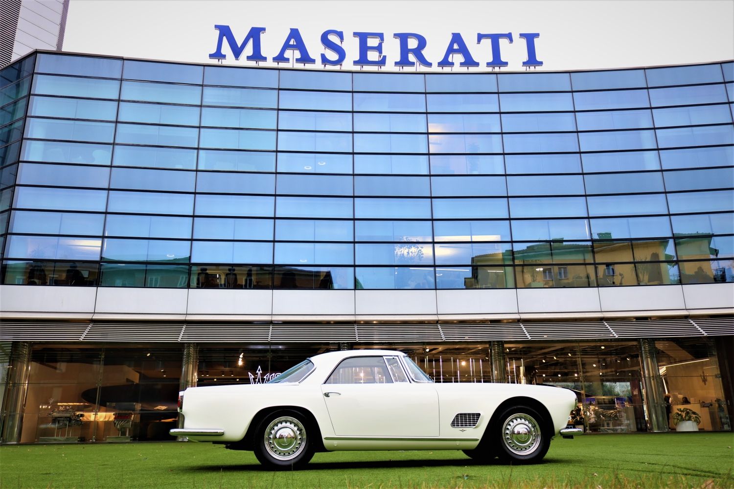 Maserati 3500GT Restored by Touring Superleggera Shines at Rétromobile 2025