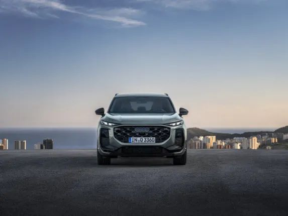 Versatile & Sporty: Discover the New Audi Q3 in Dubai