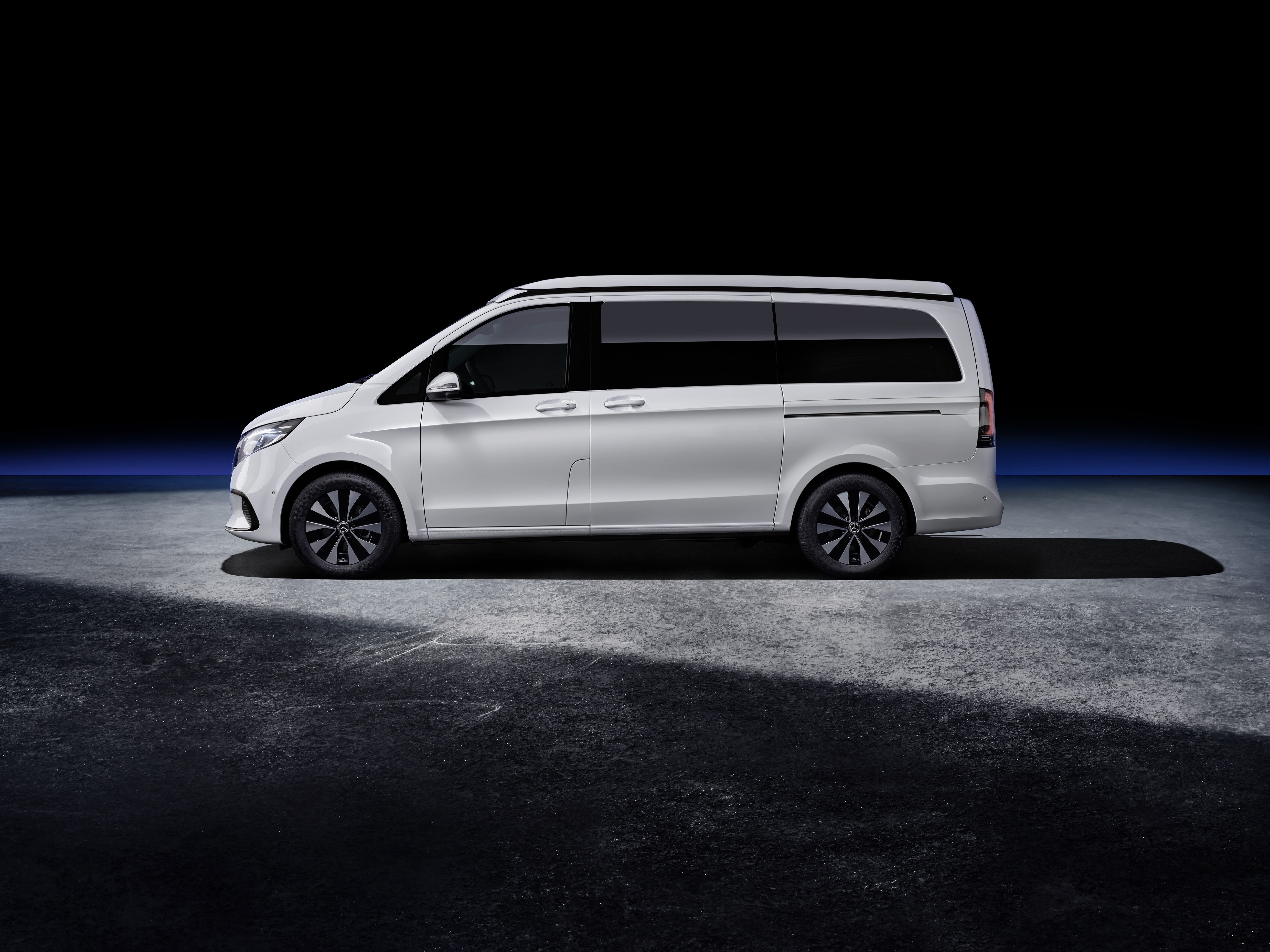 Latest Mercedes-Benz V-Class Marco Polo HORIZON: Luxury in Dubai