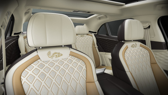 Bentley Mulliner ‘Inspired by China’ Collection – Luxury Meets Cultural Heritage