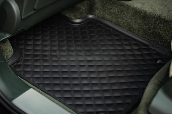 Bentley Bentayga Luxury Pet Accessories | Auto Trader UAE