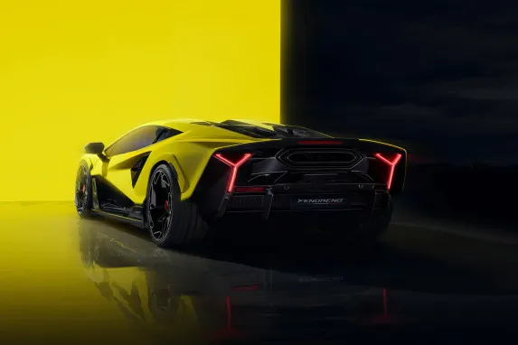 Lamborghini Fenomeno: Ultimate Few-Off V12 Supercar