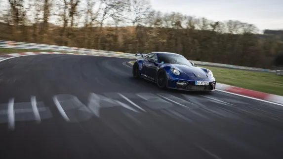 2025 Porsche 911 GT3 Sets Nürburgring Record