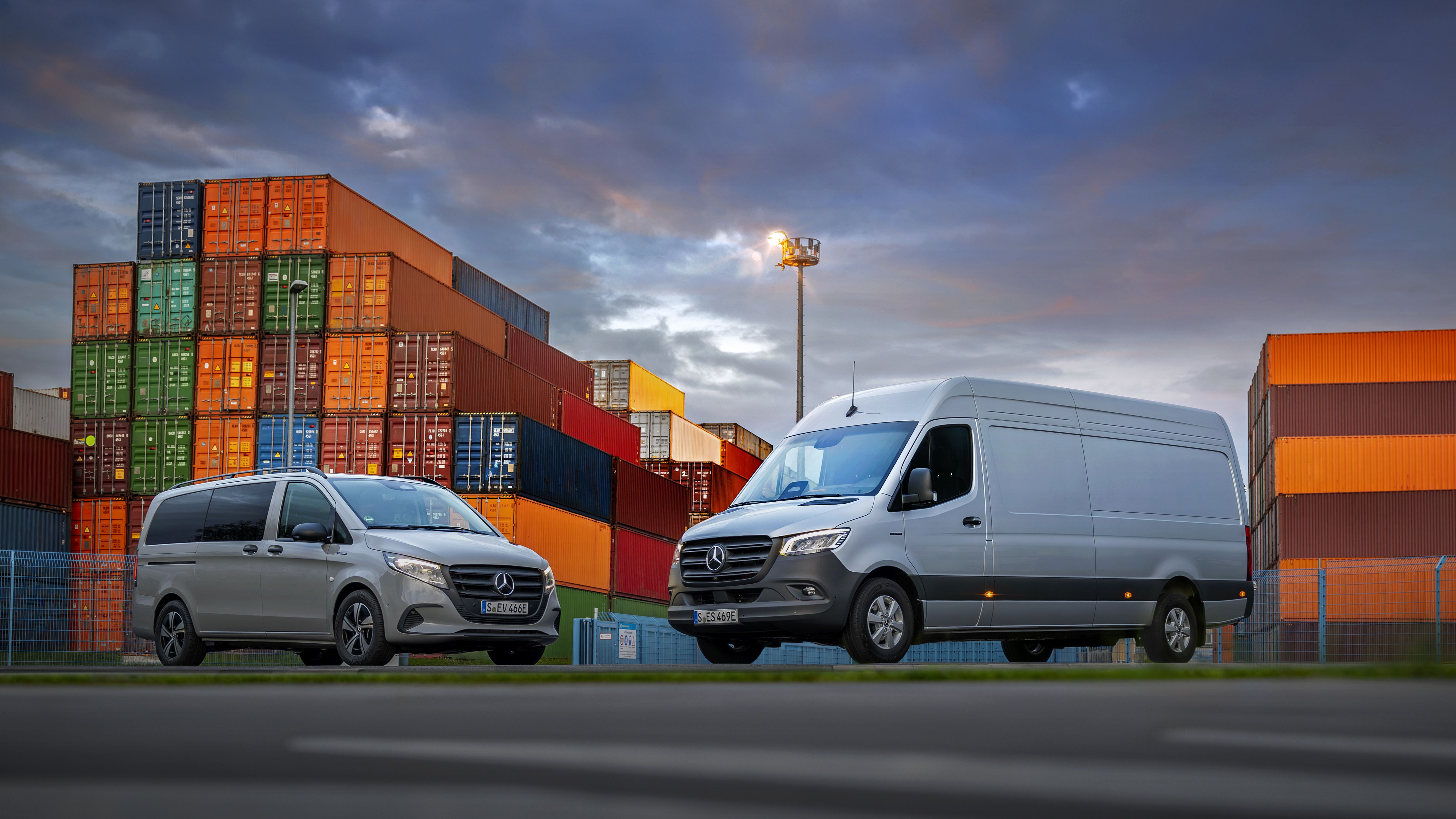 Discover the New Mercedes-Benz Midsize and Large Vans in Dubai