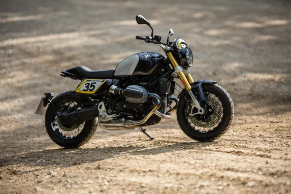 BMW R 12 nineT Tracker Package | BMW Motorrad Accessories