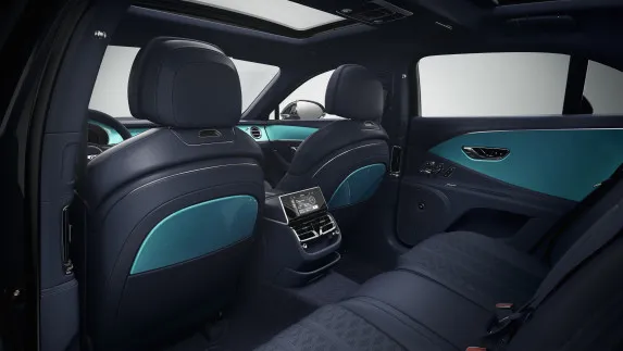 Bentley Mulliner Expands Personalisation with Fresh Finishes