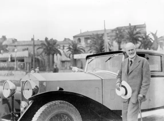 PHANTOM AT 100: Rolls-Royce Celebrates a Century of Luxury