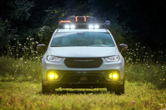 Chrysler Pacifica Grizzly Peak: The Ultimate Adventure Van
