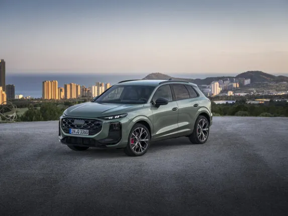 Discover the New Audi Q3 2025: Hybrid Power & Advanced Tech