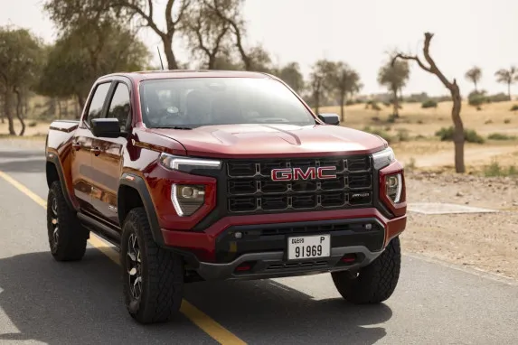 2025 GMC Canyon AT4X: Rugged Performance Truck