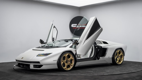 Unleashing Iconic Power: The 2023 Lamborghini Countach LPI 800-4 1 of 112 in AL AIn Class Dubai 