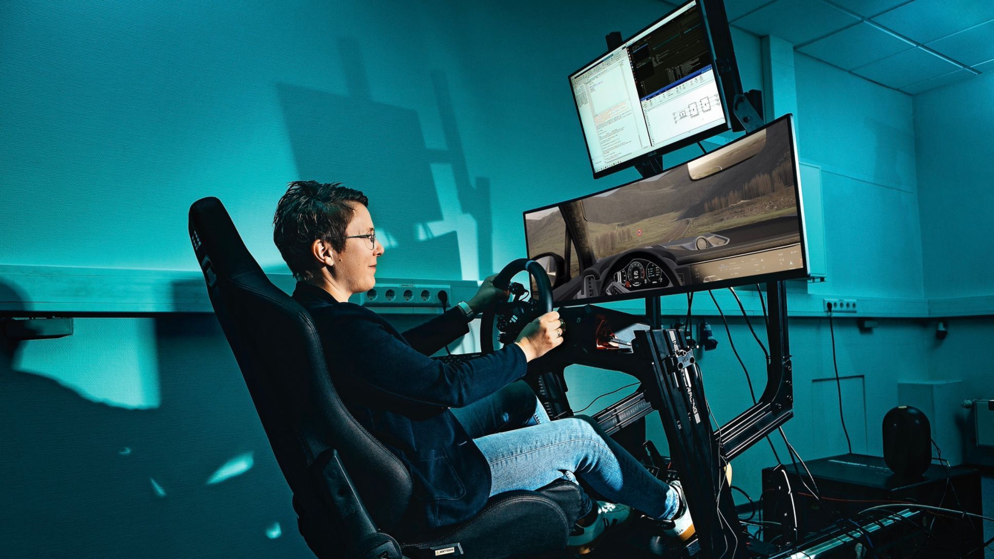 Driving Simulators: Porsche’s Virtual Test Drives