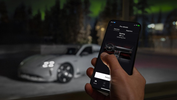 The Porsche Taycan Takes on the Arctic – A Silent Journey to the Northern Lights