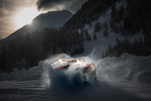 Lamborghini Accademia Neve Celebrates 10 Years of Thrilling Performance