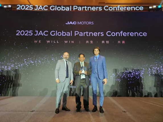 Al Habtoor Motors Wins Best Global Distributor Award for JAC Motors in 2025