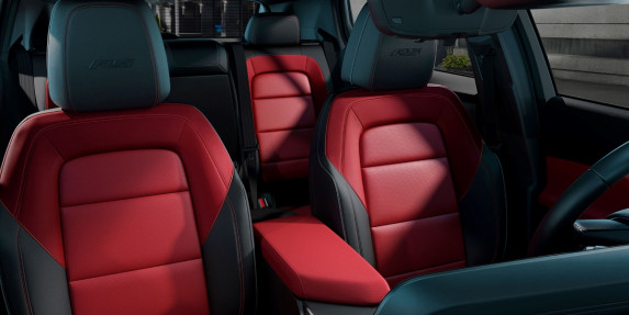 Chevrolet Equinox EV 2025 Arrives in UAE – Electric SUV with Style & Range
