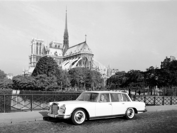 Mercedes-Benz Classic Shines at Rétromobile 2025 with Maria Callas