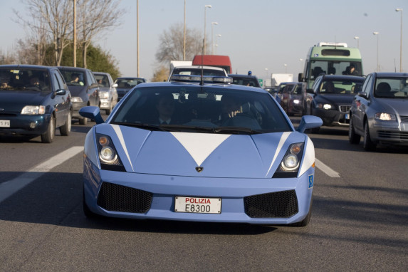 Automobili Lamborghini and Italian State Police: 20 Years of Service and Innovation