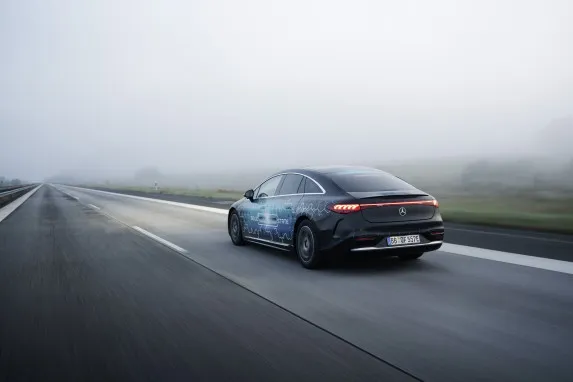 EQS Solid-State Battery: 1,205 km Long-Distance Test Success