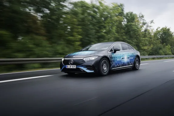 EQS Solid-State Battery: 1,205 km Long-Distance Test Success