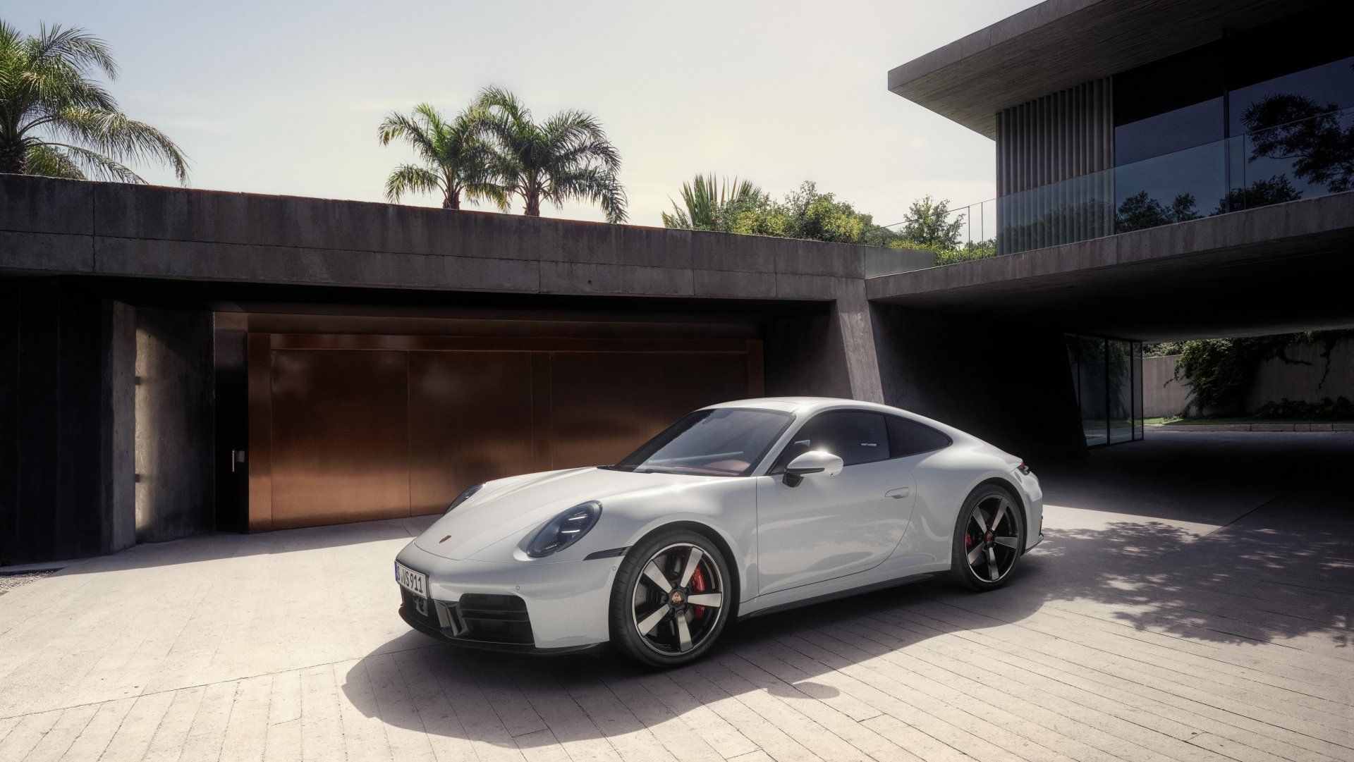 The Most Dynamic Porsche 911 Carrera S in Dubai