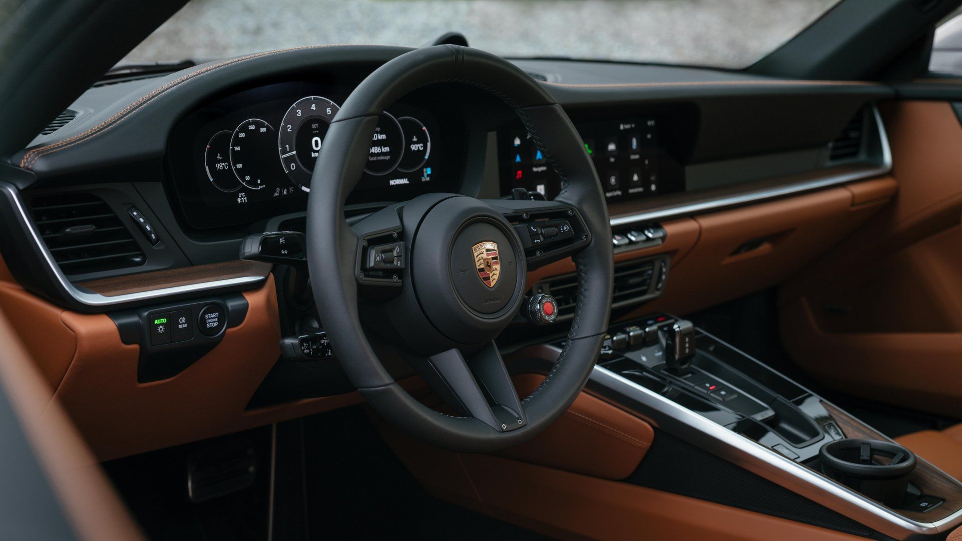 The Most Dynamic Porsche 911 Carrera S in Dubai