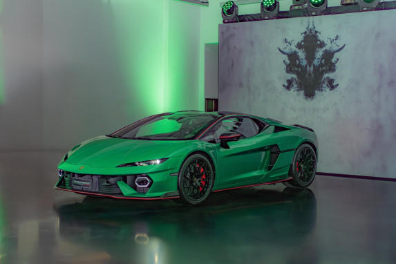 Lamborghini Temerario Unveiled in Riyadh - 920 CV Hybrid