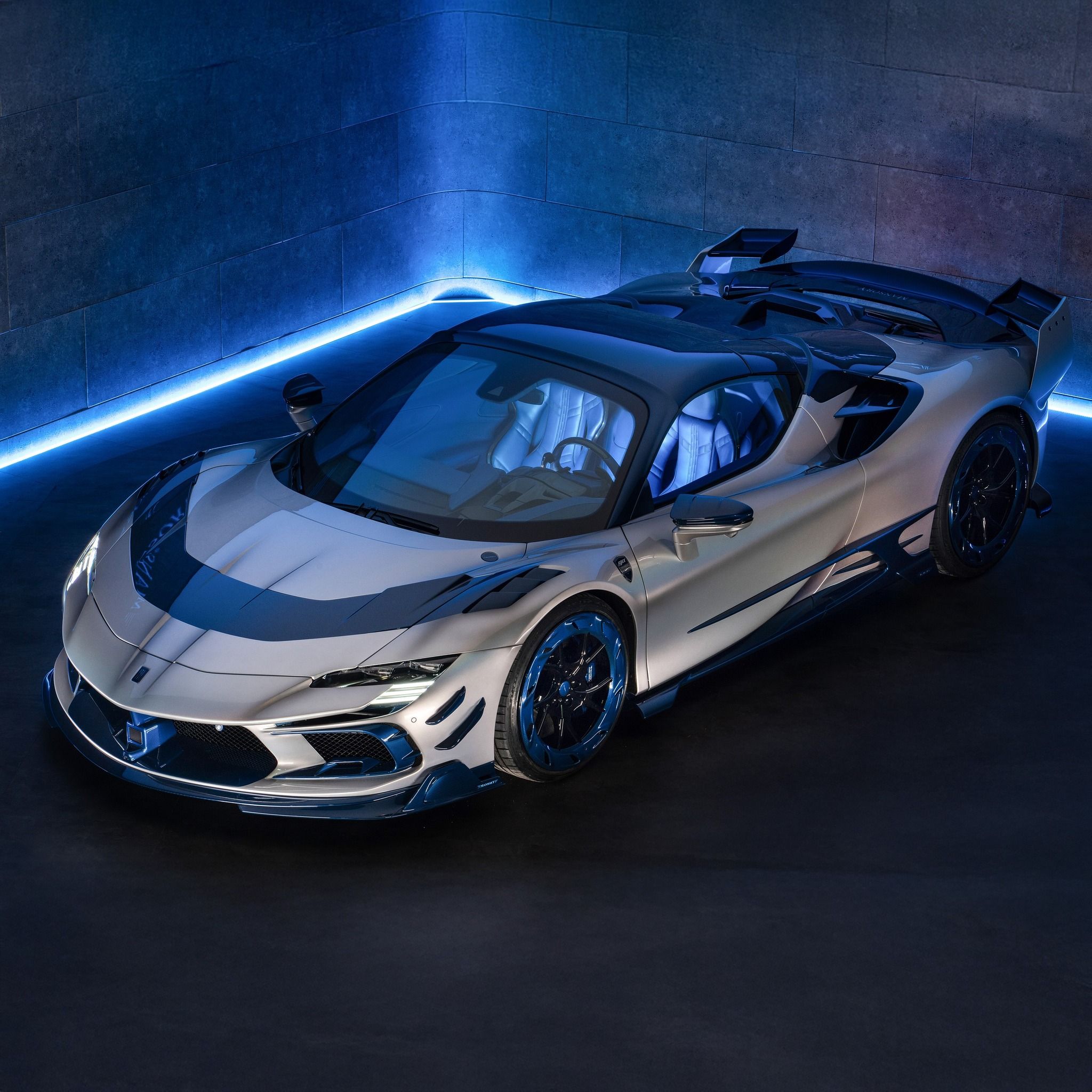 MANSORY F9XX Spider: Exclusive Ferrari SF90 Spider Transformation