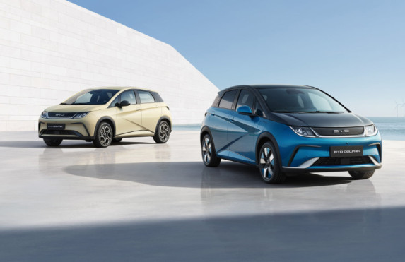 Discover Electric Elegance with the BYD Dolphin I Features, Range, and Style 