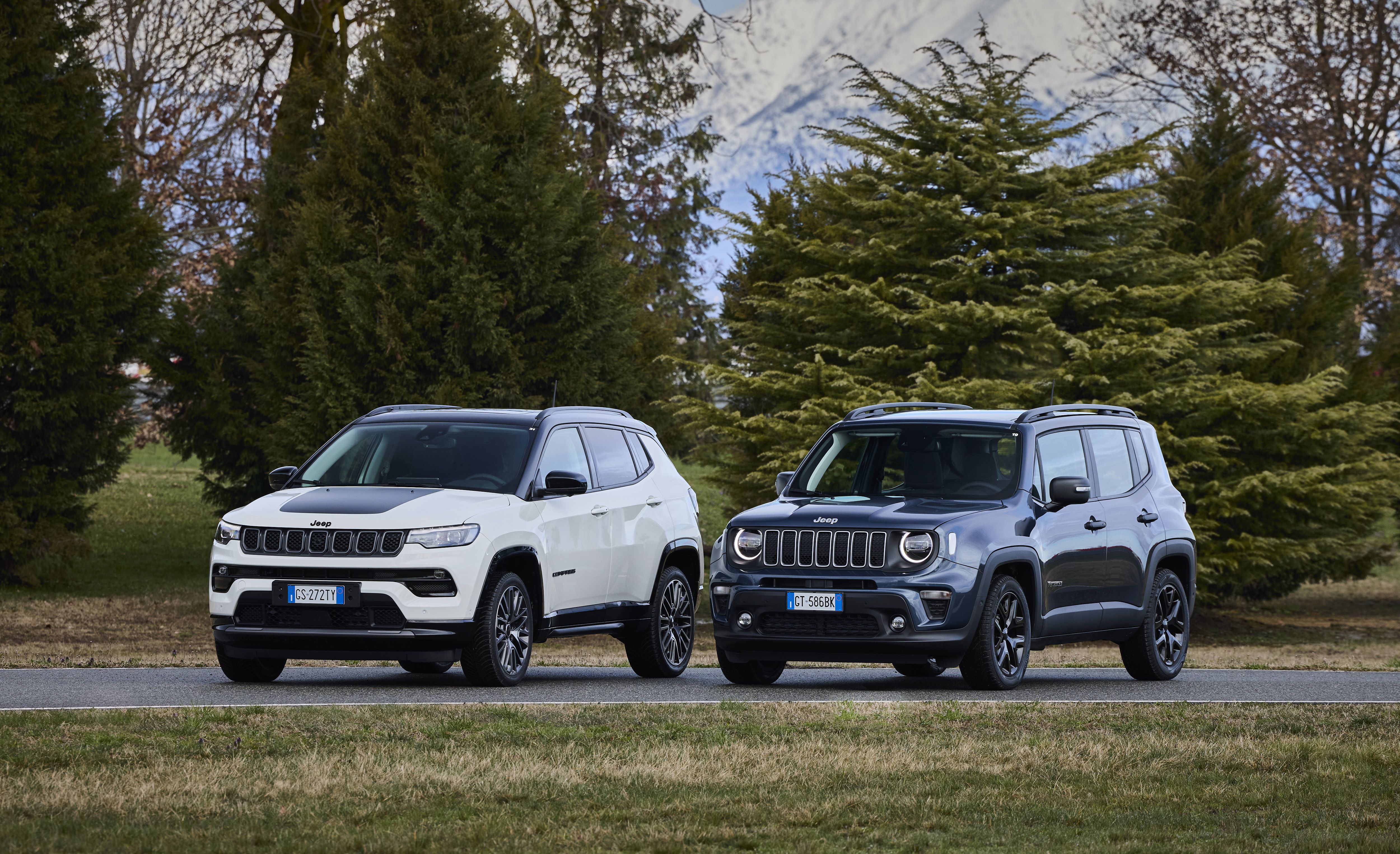 Media Drive Features New Jeep® Renegade and Compass e-Hybrid