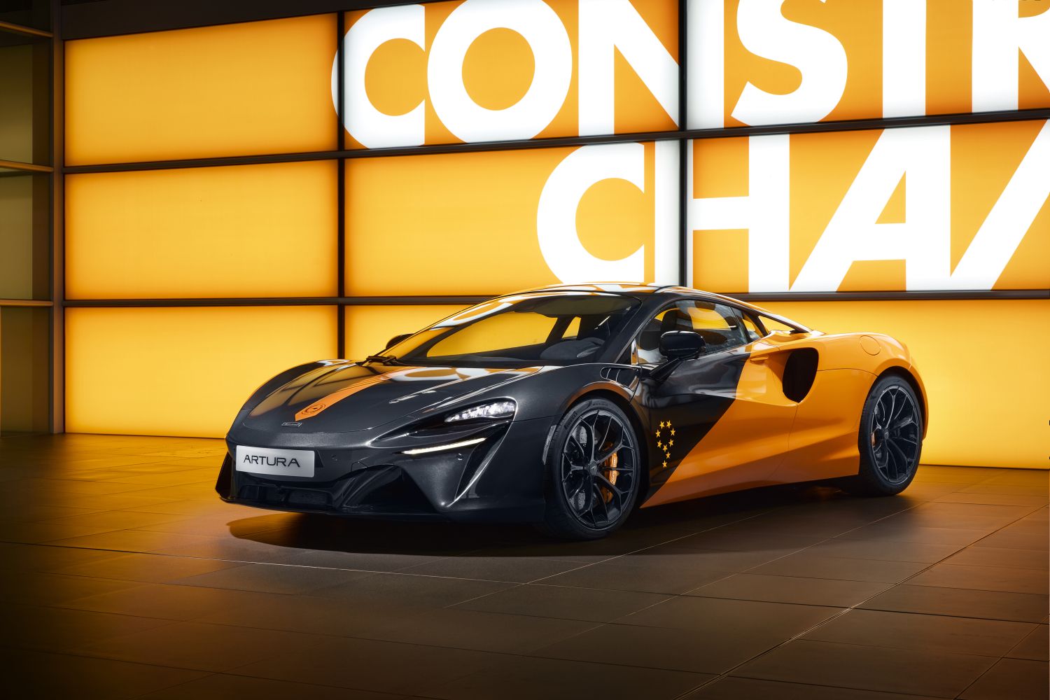 McLaren MCL38 Celebration Edition Artura and 750S Supercars: Limited Edition