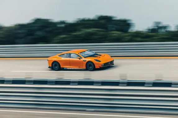 AMG GT XX Concept: Redefining Electric Performance
