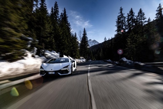 Lamborghini Revuelto & Urus SE Take Over Courchevel